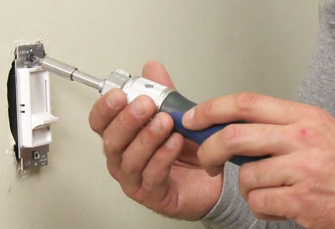 Wiring Outlets and Switches the Safe and Easy Way CMA Management